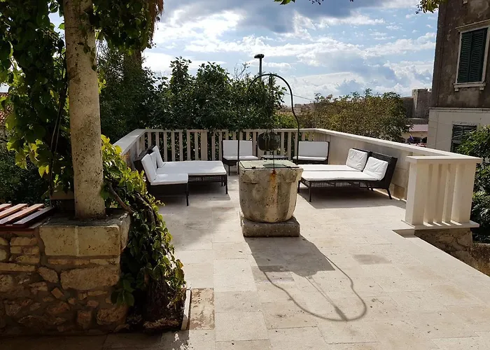 Apartament Dubrava *